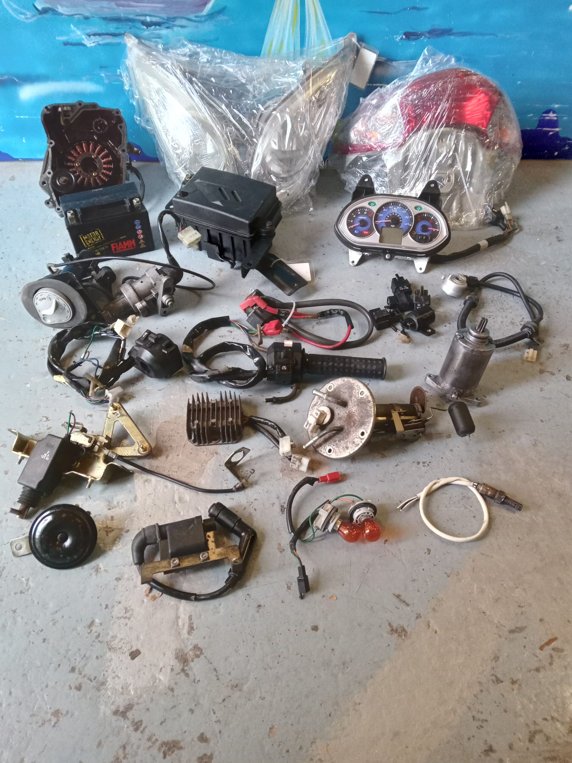 BLOCCHETTO COMANDI ELETTRICI MANOPOLA sinistra scooter SYM 200 EVO JOYRIDE