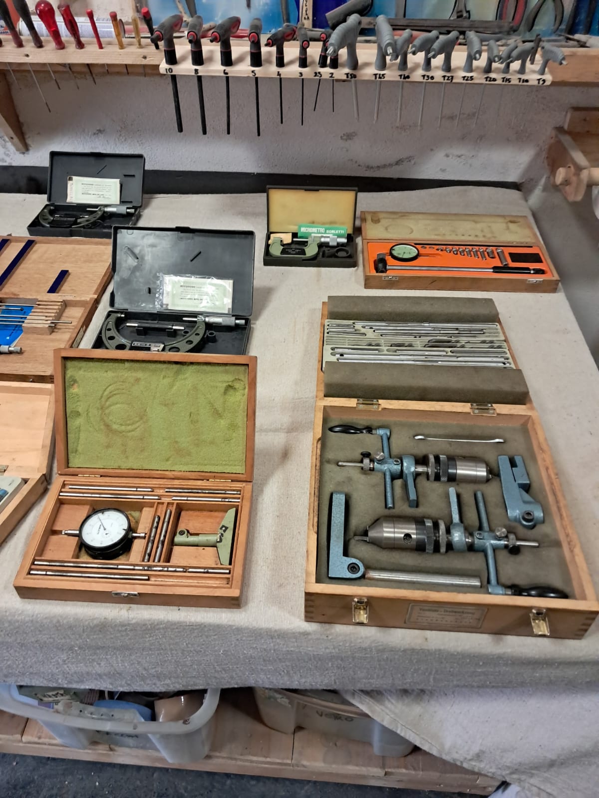 STRUMENTI PRECISIONE MECCANICA 10 scatole complete.